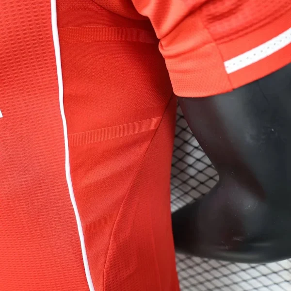 2025/2026 Player Version Liverpool Home Soccer Jersey 1:1 Thai Quality
