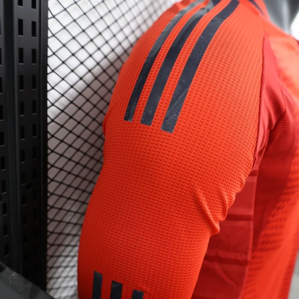 2024/2025 Player Version Bayern Munich Home Long Sleeve Football Shirt 1:1 Thai Quality
