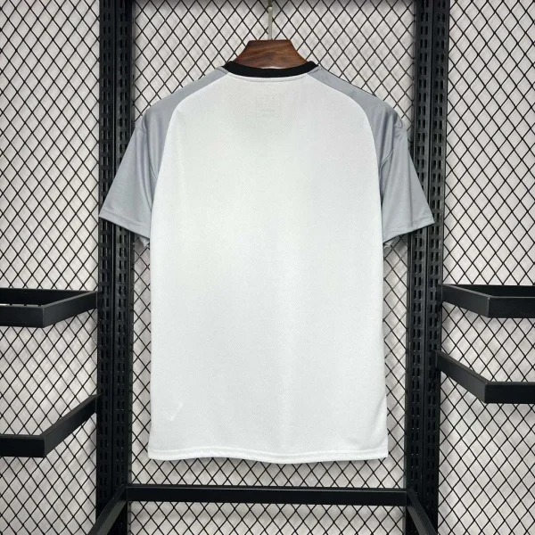 2024/2025 Juventus Goalkeeper Football Shirt 1:1 Thai Quality