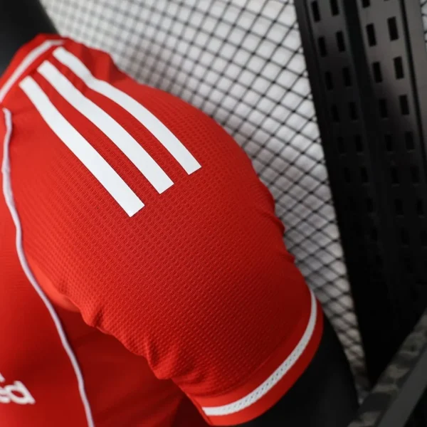 2025/2026 Player Version Liverpool Home Soccer Jersey 1:1 Thai Quality