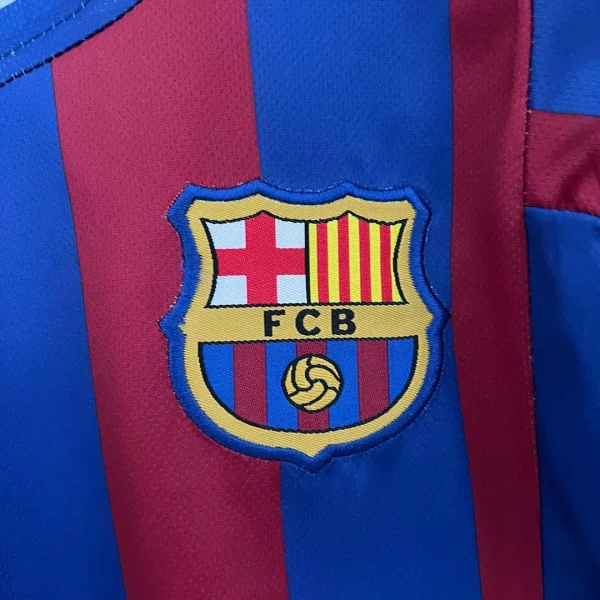 425b3d2ea8fd9fd2ff049e32b300635e_1080x.webp 2005/2006 Retro Barcelona Home Football Shirt Kids Size