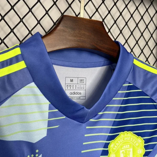 2024/2025 Manchester United Goalkeeper Football Shirt 1:1 Thai Quality