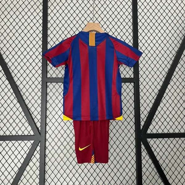 5cfdd352e10d164a0d5791f2d3fc8e3b_1080x.webp 2005/2006 Retro Barcelona Home Football Shirt Kids Size