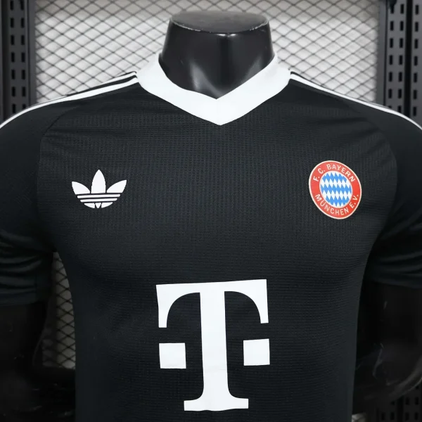 2024/2025 Player Version Bayern Munich Goalkeeper Black Football Shirt 1:1 Thai Quality