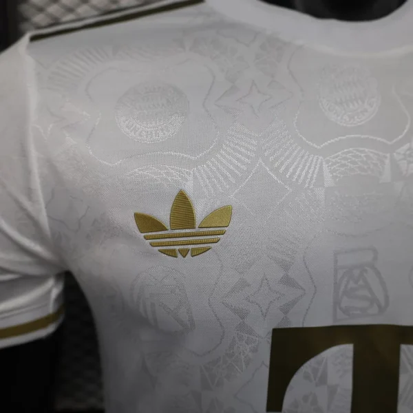2025/2026 Player Version Bayern Munich 125th Anniversary Edition White Football Shirt 1:1 Thai Quality