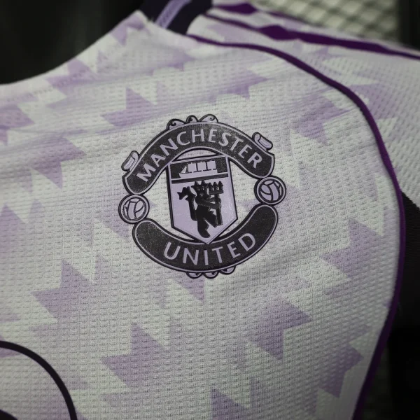 2025/2026 Player Version Manchester United Pecial Edition White Purple Football Shirt 1:1 Thai Quality