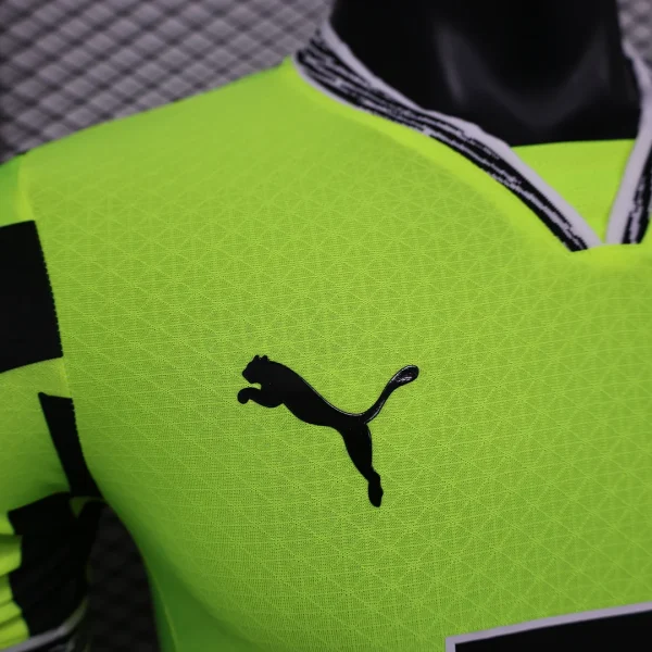 2025/2026 Player Version Dortmund Special Edition Fluorescent Green Football Shirt 1:1 Thai quality
