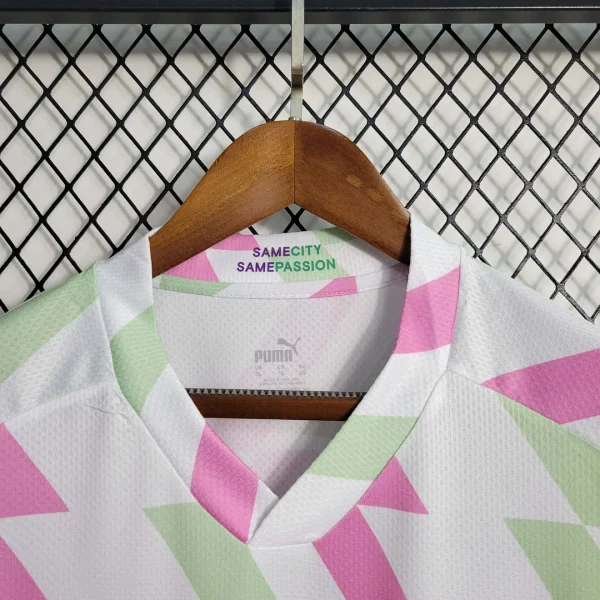 2023/2024 Manchester City white training suit