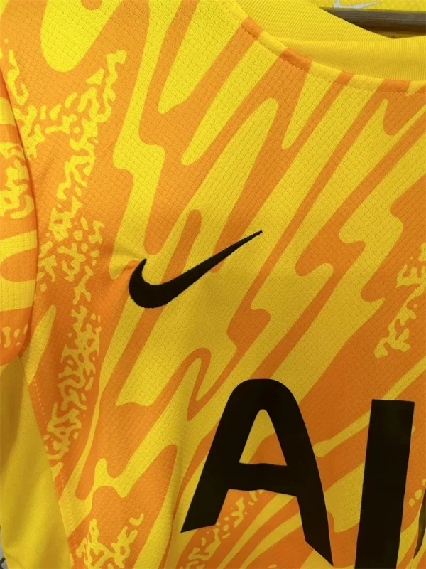 2024/2025 Tottenham Goalkeeper Football Shirt 1:1 Thai Quality