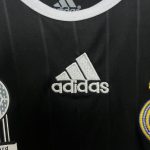 kids Real Madrid 06/07 away size: 16-28