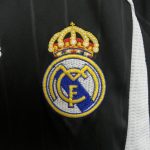 kids Real Madrid 06/07 away size: 16-28
